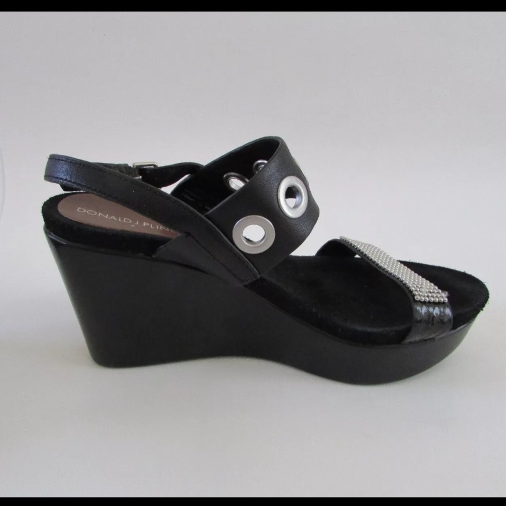 Donald J Pliner Jerri Black Wedges/ Sandals Size 11M - Picture 2 of 8